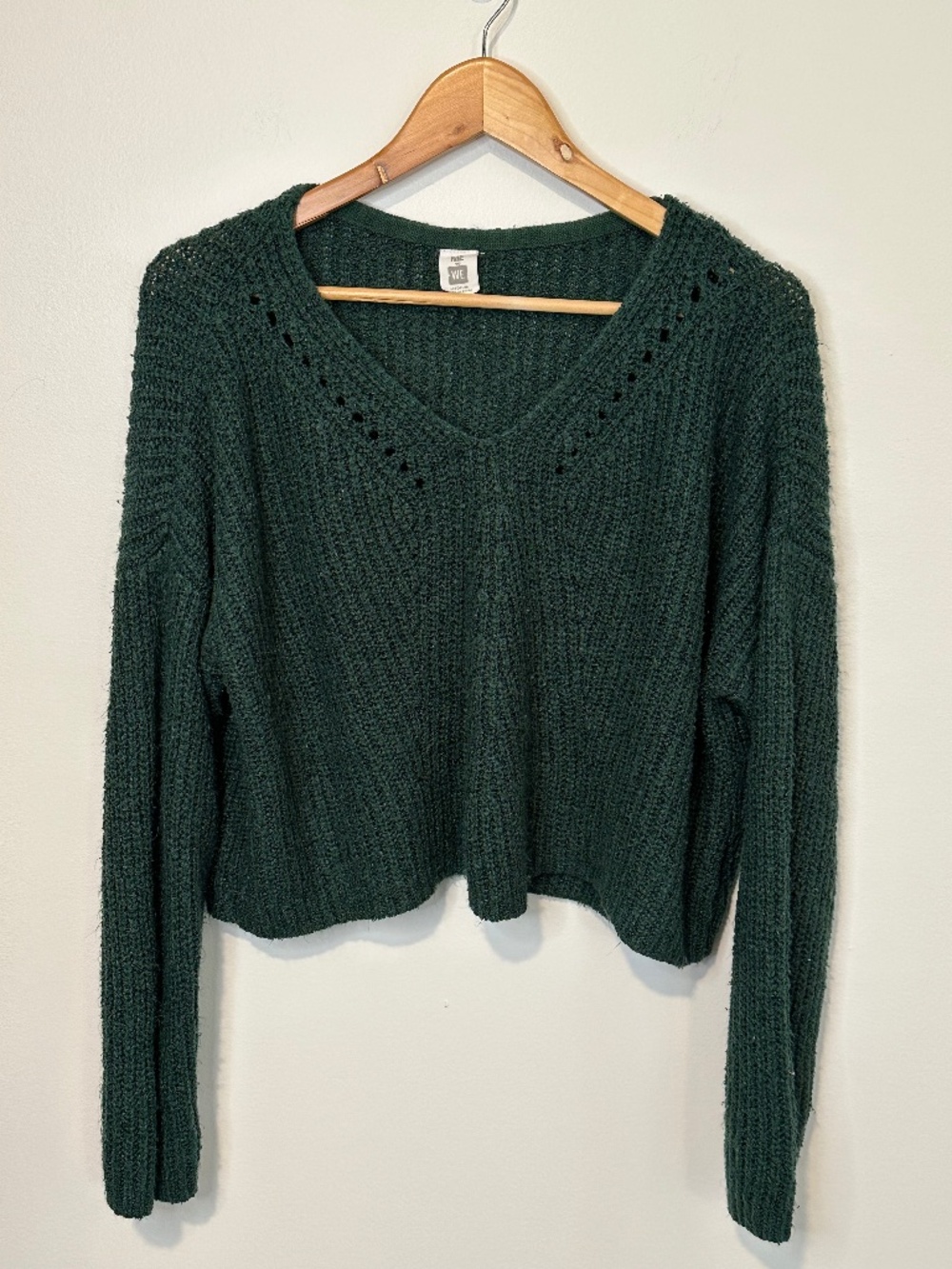 Green Me to We Pacsun Knit V Neck Sweater Size M